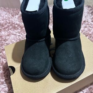 Ugg Black Suede Boots size6
